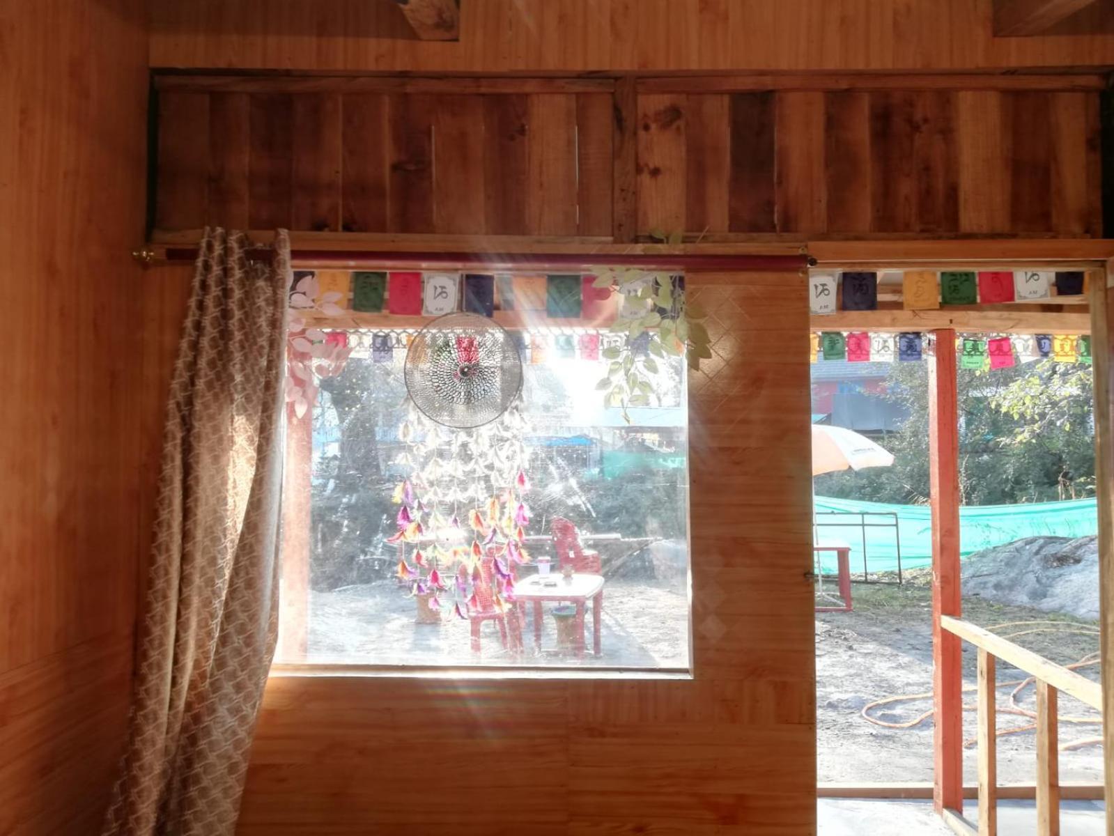 Shanti People Huts & Camp Kasol Værelse billede